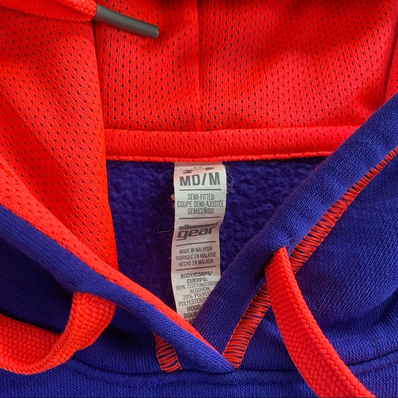 💙 Women’s medium Under Armour Hoodie - Picture 5 of 5